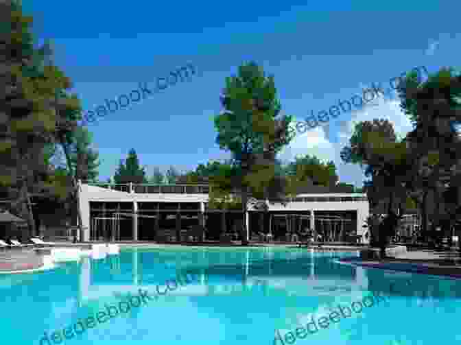 Edipsos Spa Evia Pefki Club Agia Anna Tourism In Evia (Euboea) : Travel Guide For Direct Holidays Near Athens Greece: Things To Do/places To Go/beaches Resorts/attraction/routes To Follow Part1: Edipsos Spas Evia Pefki Club Agia Anna