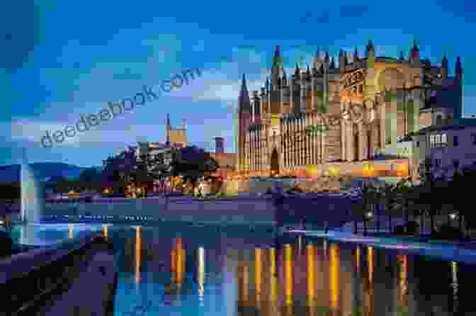 The Gothic Cathedral Of Palma De Mallorca, A Masterpiece Of Ecclesiastical Architecture Mallorca: Palma (200 Images)