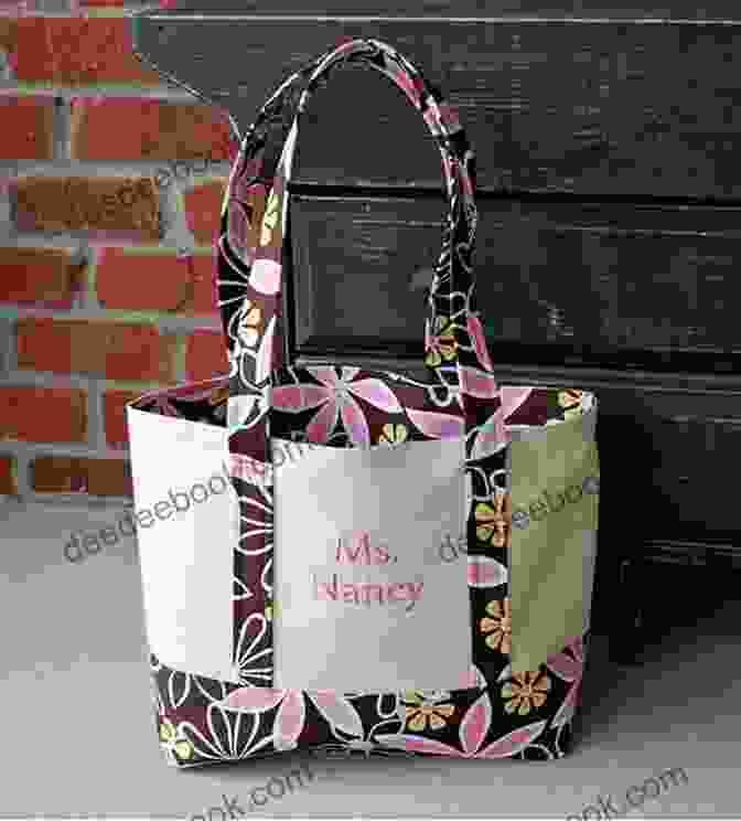 Tote Bag Made From Patterned Fabric Sewing For Beginner: Sewing Projects For Everyone And Detailed Tutorials